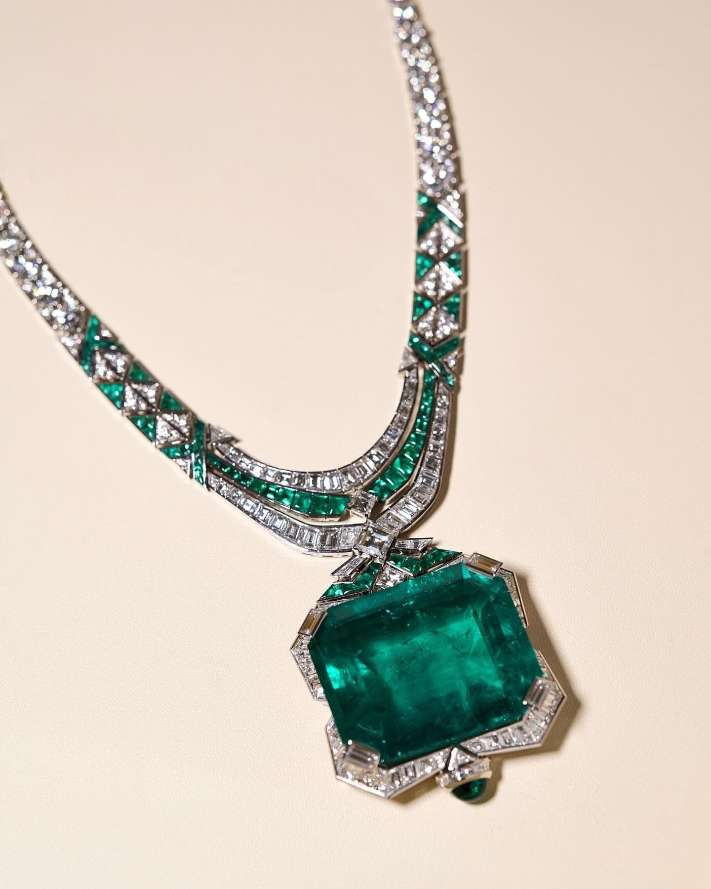Grand Emerald Necklace