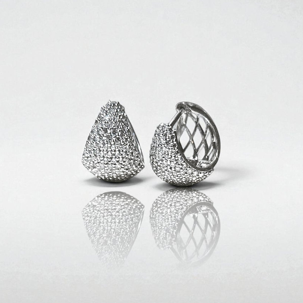 Stardust Pebble Diamond Hoop Earrings