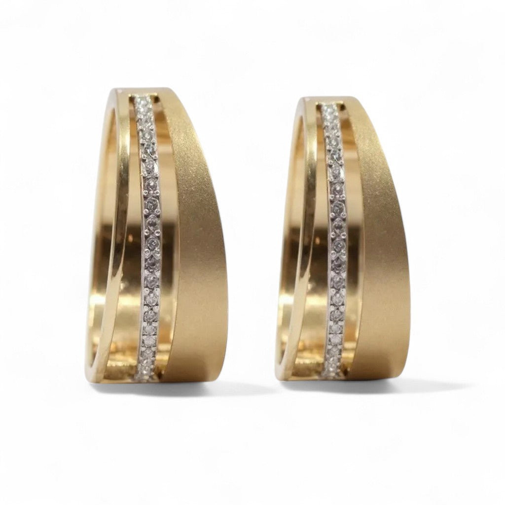 Dual finish Silenced Gold Fusion Hoops