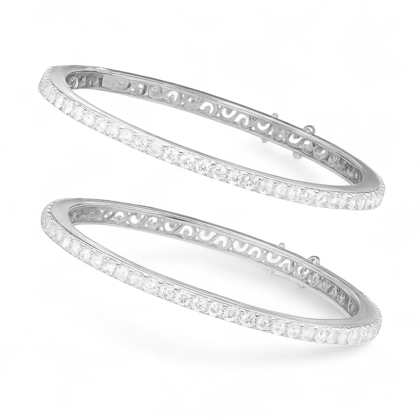 Classic Royal Diamond Bangle