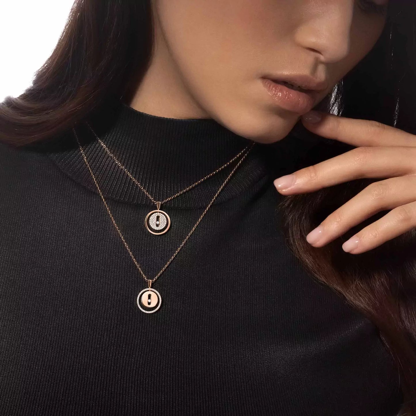 Modern Dancing Diamond Rotating 2 Ways Pendant