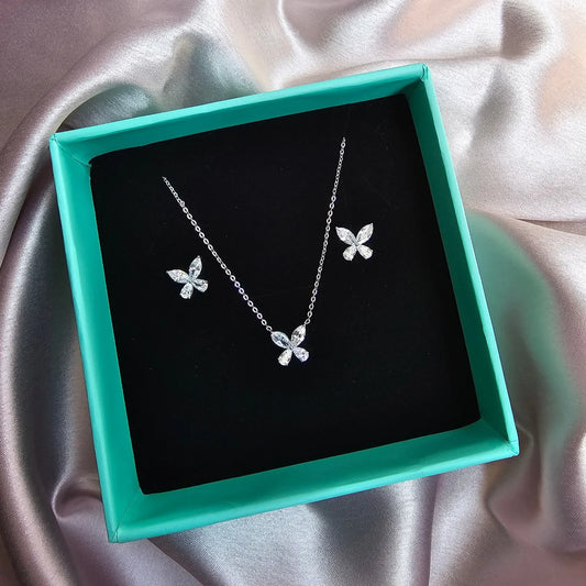 Designer butterfly flaps stud earrings with pendant