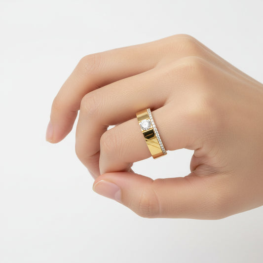 Elegant Band Solitaire Ring with small Diamonds