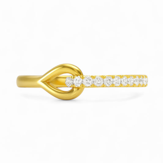 Elegant Loop Solitaire Diamond Band Ring