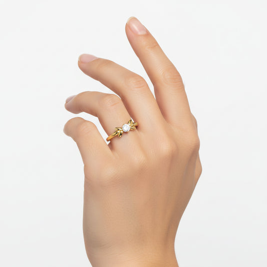 Mini Petite Floral Diamond Ring