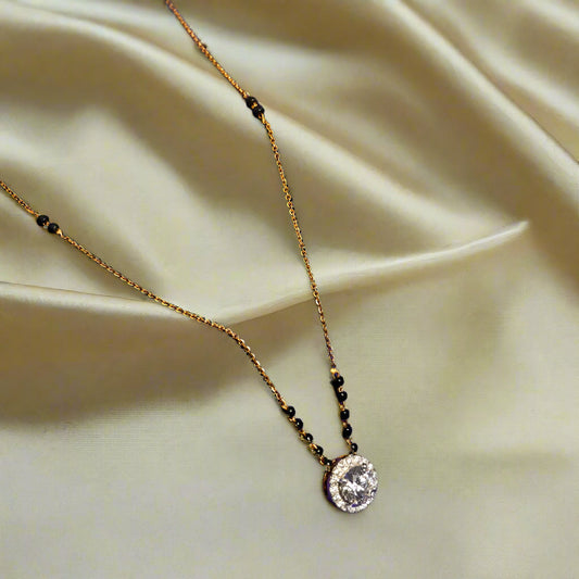 Halo Solitaire pendant mangalsutra