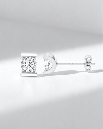 Open Curve Solitaire Stud Earrings
