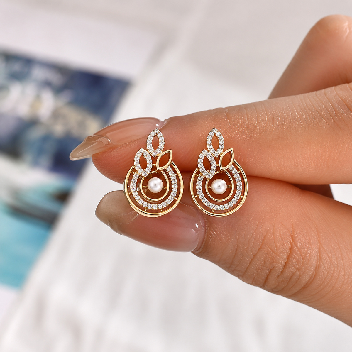 Exquisite Pearl & Diamond Teardrop Pendant and Earring Set