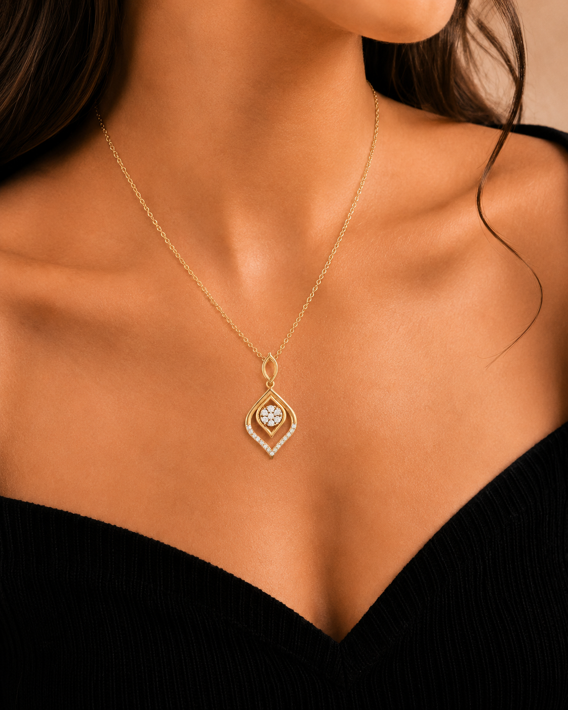 Petal Soft Diamond Pendant Set