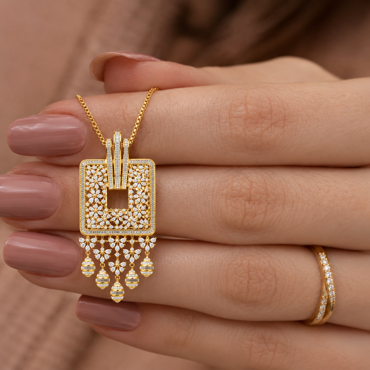 Royal Heirloom Diamond Pendant