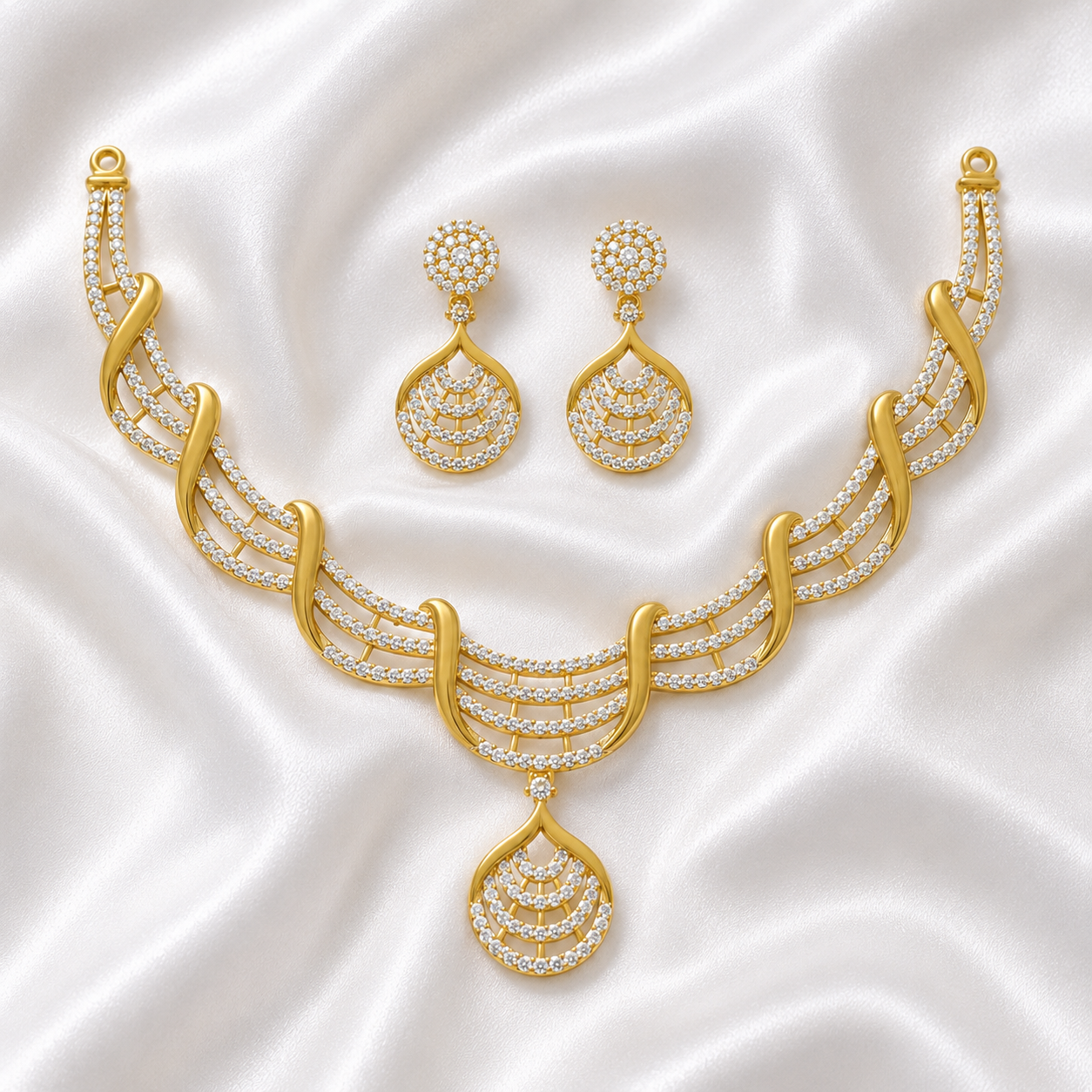 Luxury Gold Diamond Necklace Set