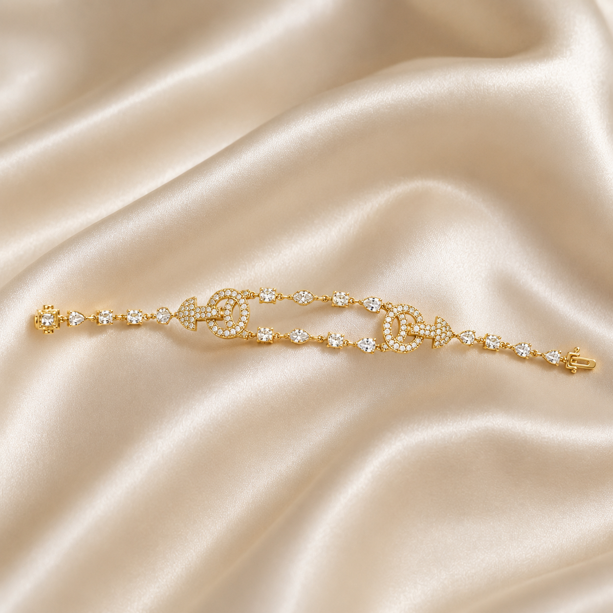 Interlocking Diamond Luxury Chain Bracelet