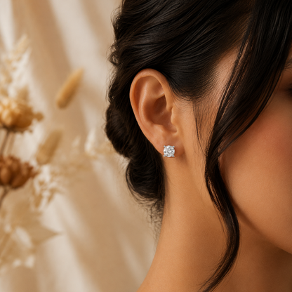 Round Solitaire Diamond Stud Earrings