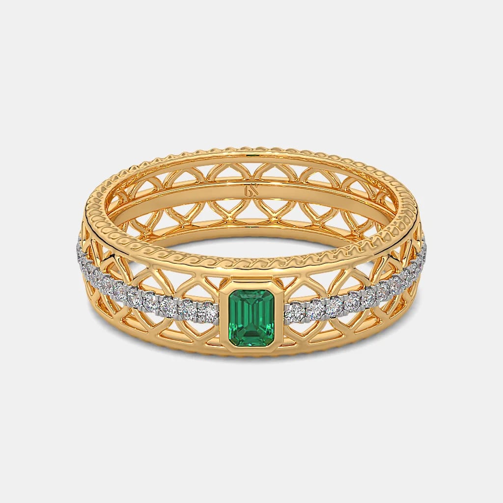 Discover our elegant Emerald and Diamond Filigree Gold Band. Features a 4x3 emerald, 20 accent diamonds, and available in 14K/18K gold.