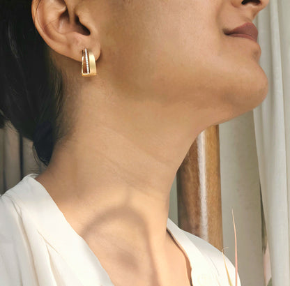 Dual finish Silenced Gold Fusion Hoops