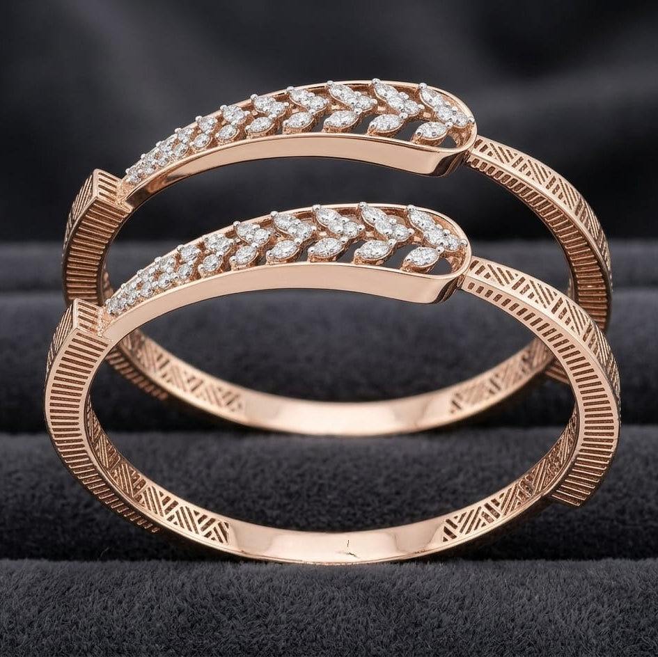 The Artisan Leaf-Work Gold Bangle