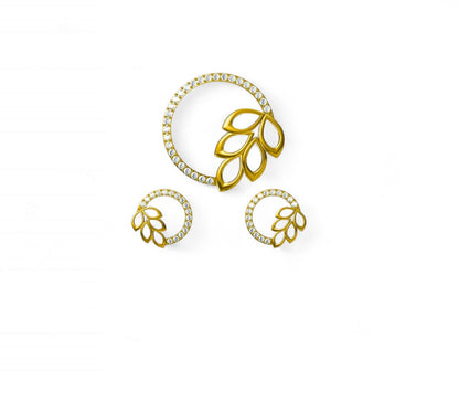 Elegant Jewelry 14K/18K Gold Floral Pendant and Stud Earrings Set