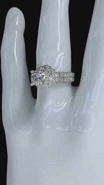 Grand Cocktail Blooming Floral Solitaire Ring