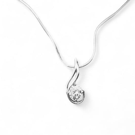 Elegant Curved Noops Solitaire Pendant